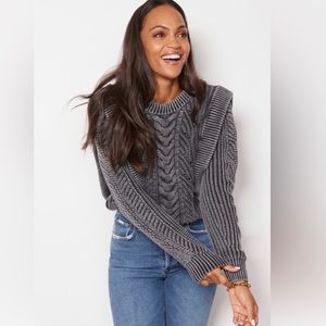 Evereve Kierra pullover gray sweater. NWT size small.